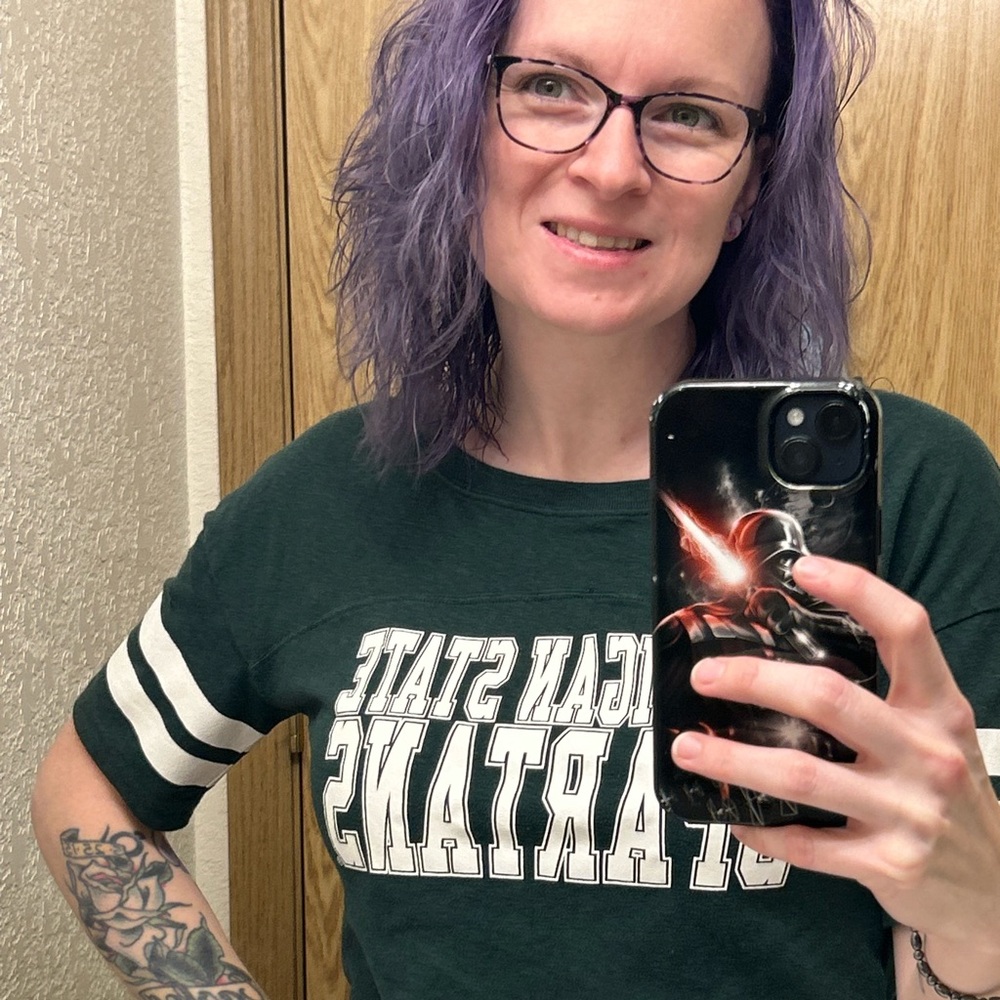 Meet your Posher, Amanda